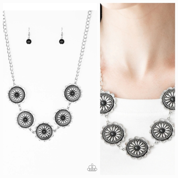 paparazzi | Jewelry | Medallions 